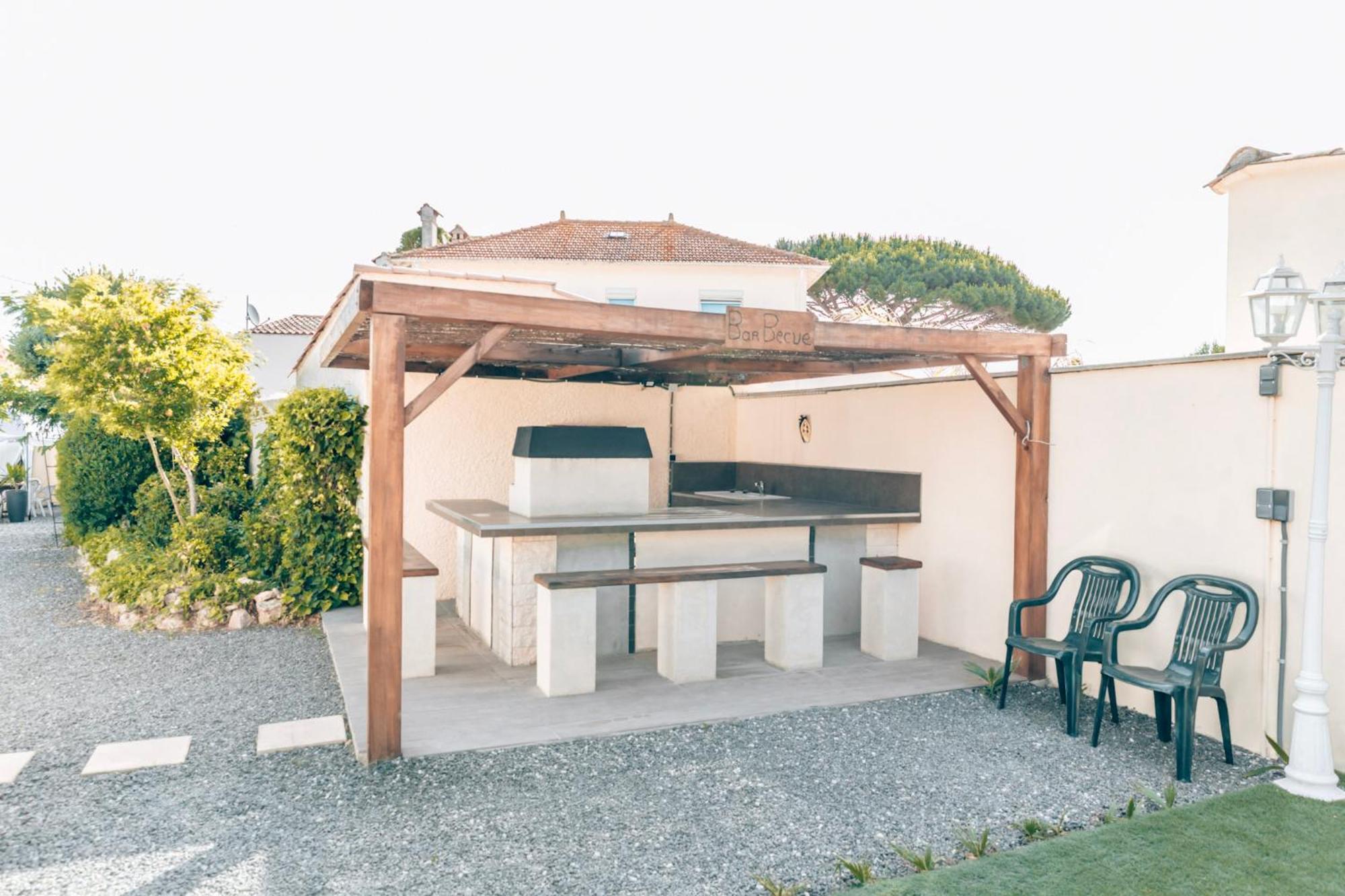 Reve D'Azur, Mazet En Bord De Mer, Parking, Piscine Partagee, Terrasse Bbq & Draps Inclus La Nartelle, 1 Salon, 1 Chambre, 1 Cuisine , 1 Sdb Sainte-Maxime Eksteriør billede