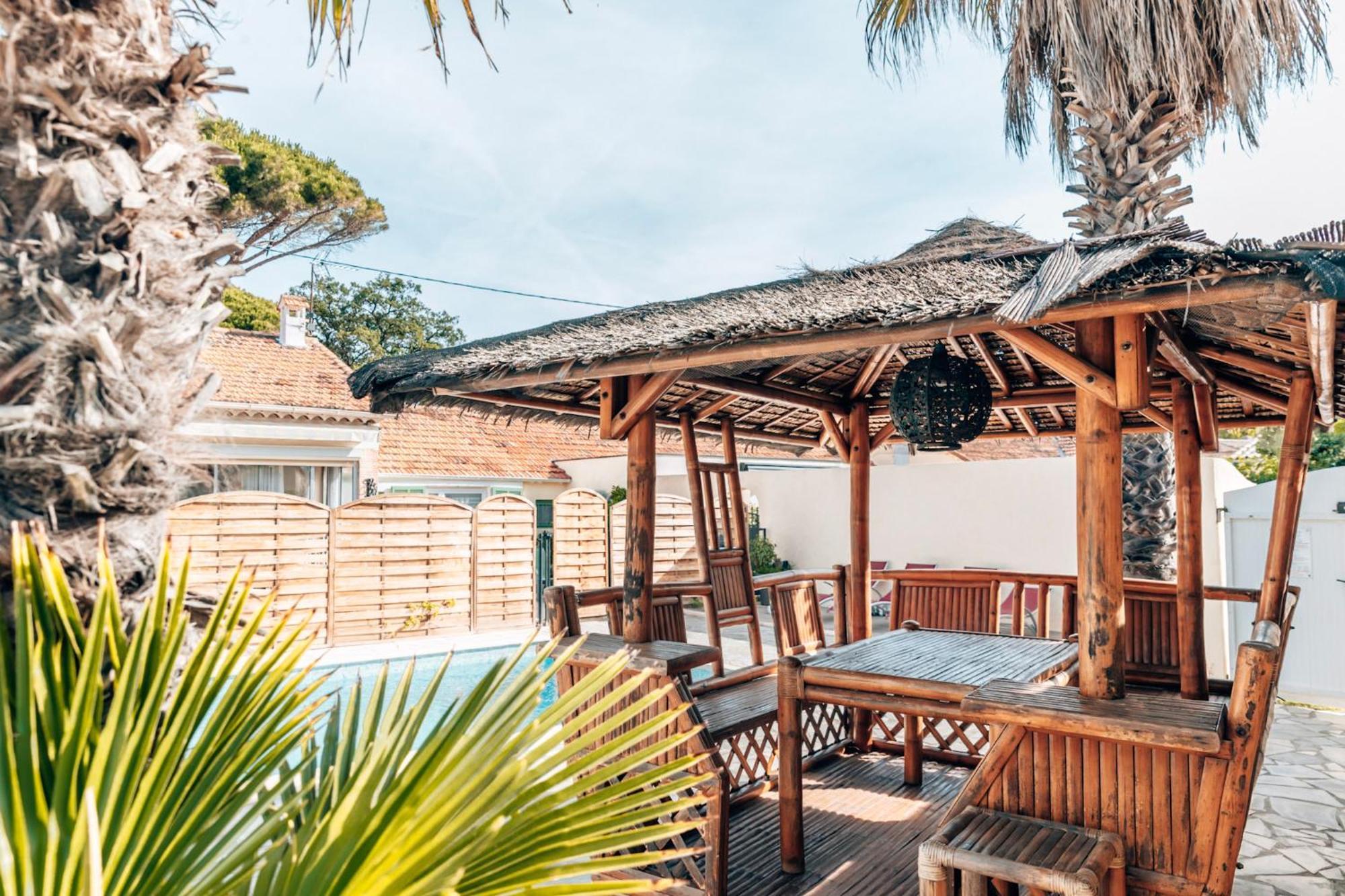 Reve D'Azur, Mazet En Bord De Mer, Parking, Piscine Partagee, Terrasse Bbq & Draps Inclus La Nartelle, 1 Salon, 1 Chambre, 1 Cuisine , 1 Sdb Sainte-Maxime Eksteriør billede